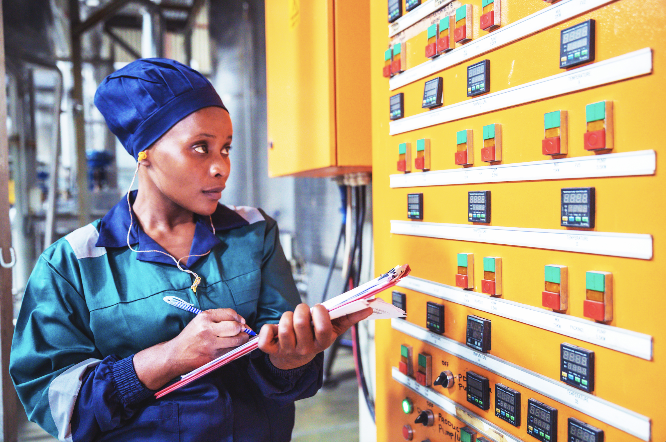 Electronic operator