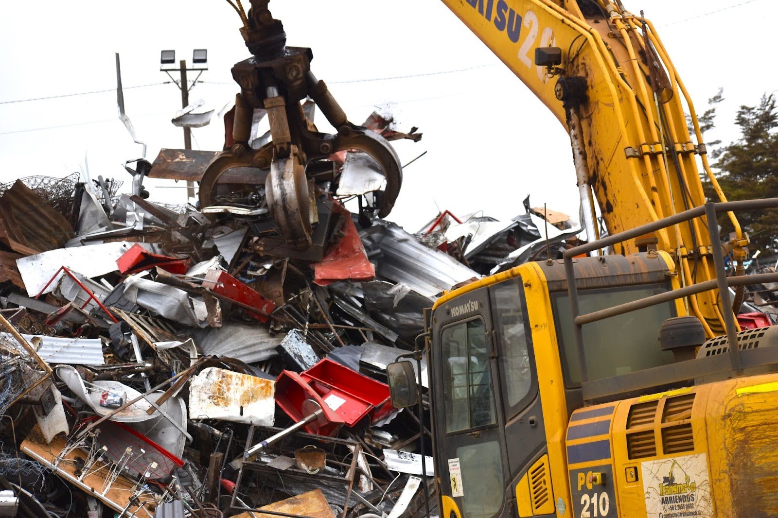 Recycling Center in Temuco. Provided by AZA Contigo.