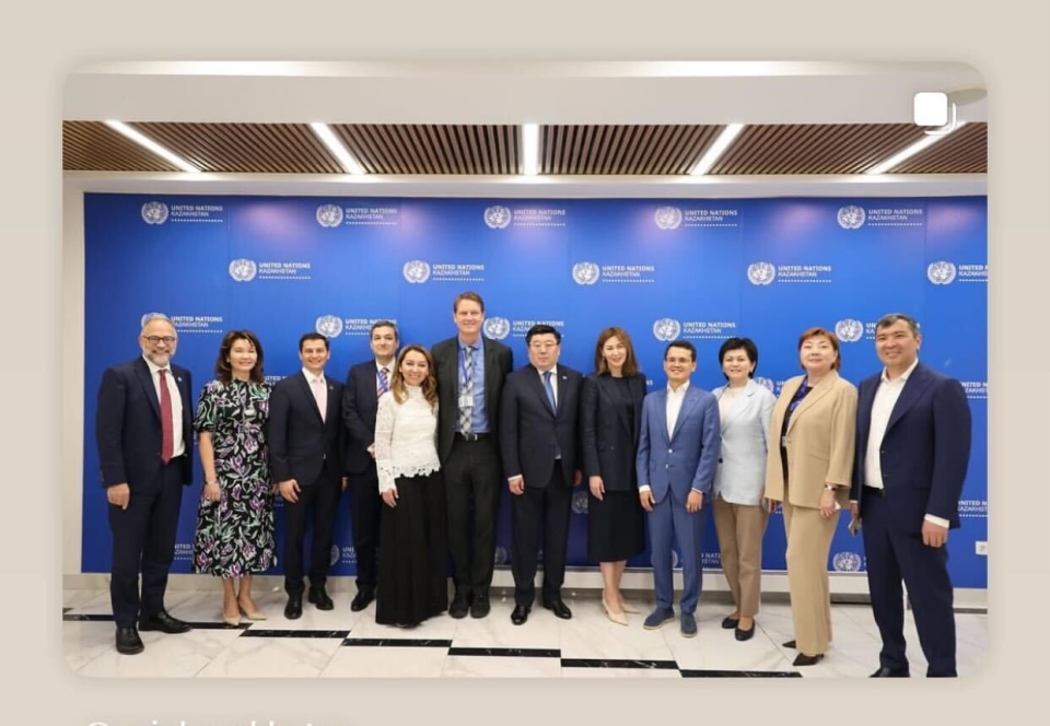People celebrating the launch of the UN Global Compact and the launch of the Central Asia Country Network