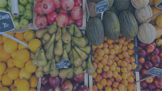 fruit and veggies farmers market