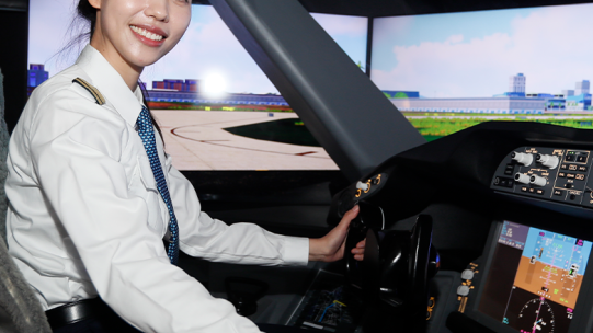 Luo Danyi, who flies wide-body Boeing 787 Dreamliners for Xiamen Airlines, says the company has made sure its female employees are treated and promoted fairly.